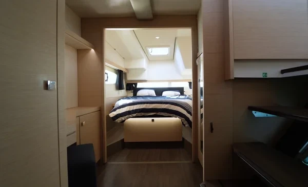 Lucia 40 - Boatscribe.com