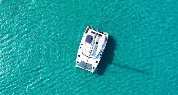 Lucia 40 - Boatscribe.com