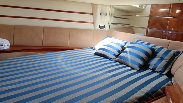 Azimut 46 - Boatscribe.com