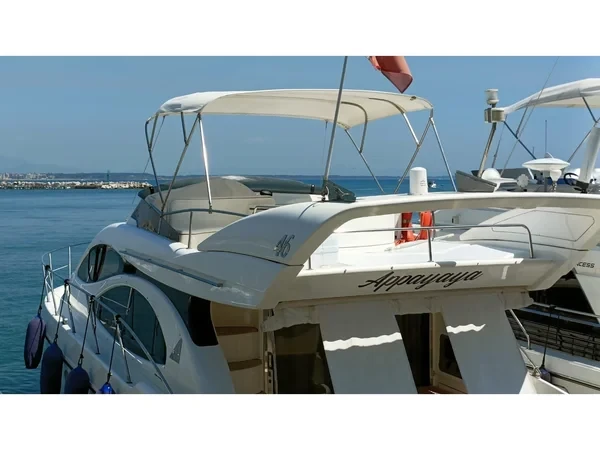 Azimut 46 - Boatscribe.com
