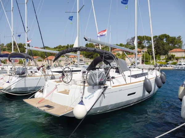 Sun Odyssey 449 - Boatscribe.com