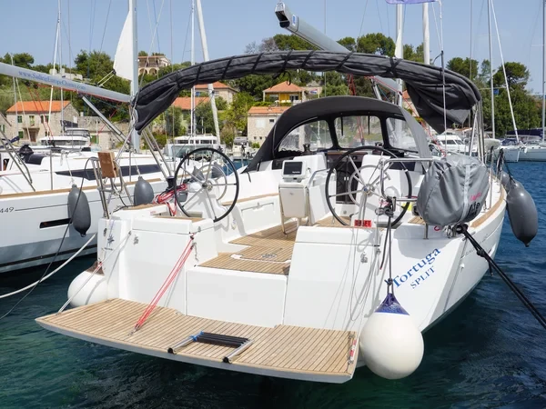 Sun Odyssey 449 - Boatscribe.com
