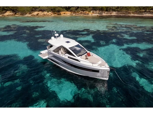 DB 37 - Boatscribe.com