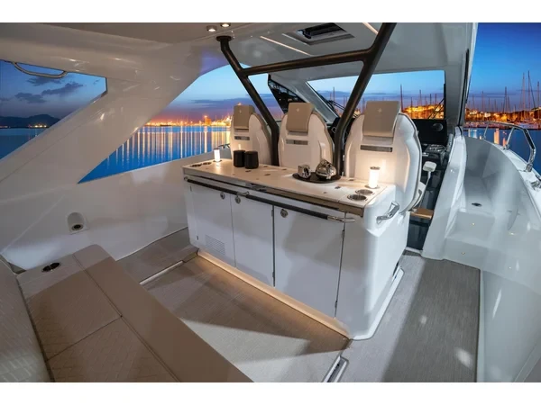 DB 37 - Boatscribe.com