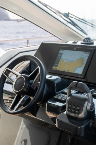 DB 37 - Boatscribe.com