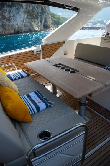 DB 37 - Boatscribe.com