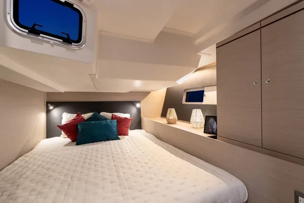 Oceanis 51.1 - Boatscribe.com