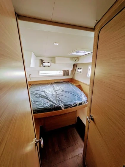 Lagoon 42 - Boatscribe.com