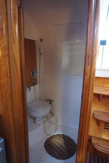 Bavaria 35 Sport - Boatscribe.com