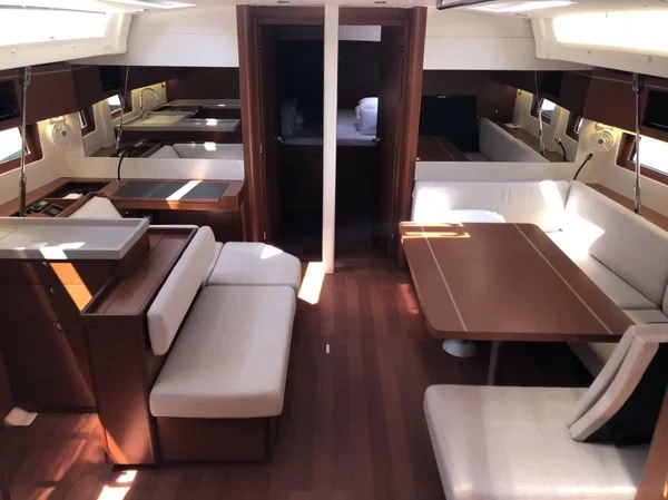 Oceanis 51.1 - Boatscribe.com