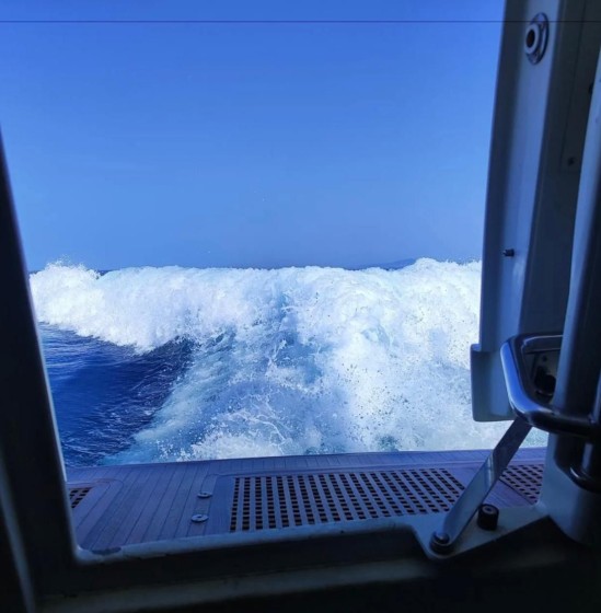 Dominator 62 S - Boatscribe.com