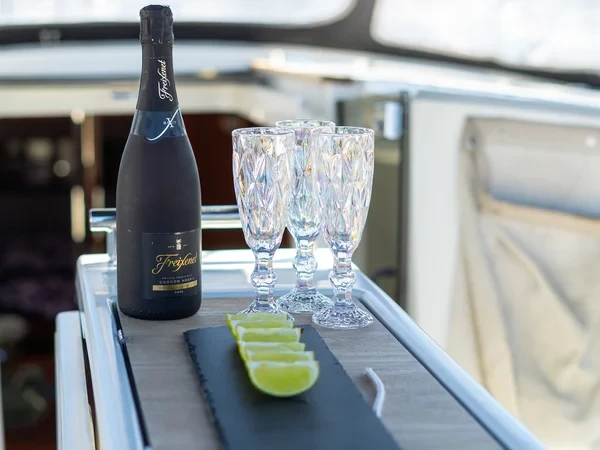 Oceanis 38.1 - Boatscribe.com