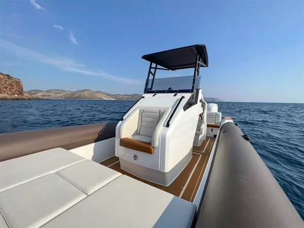 Rock marine 36 - Boatscribe.com