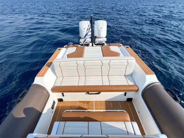 Rock marine 36 - Boatscribe.com