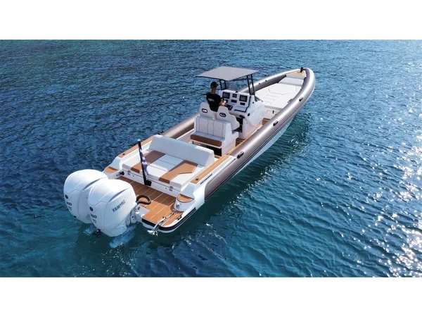 Rock marine 36 - Boatscribe.com