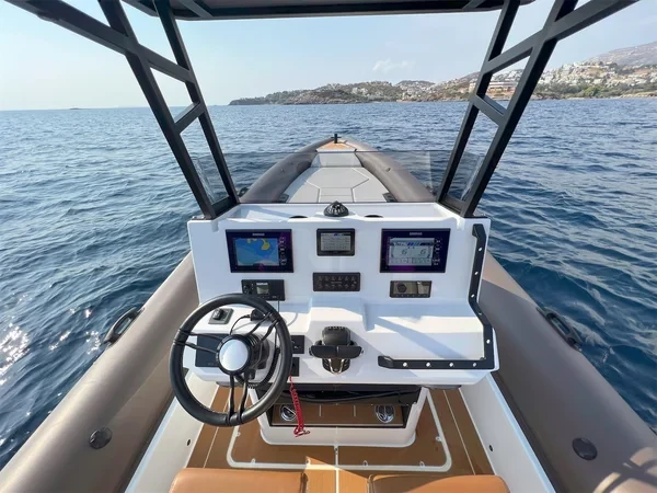 Rock marine 36 - Boatscribe.com