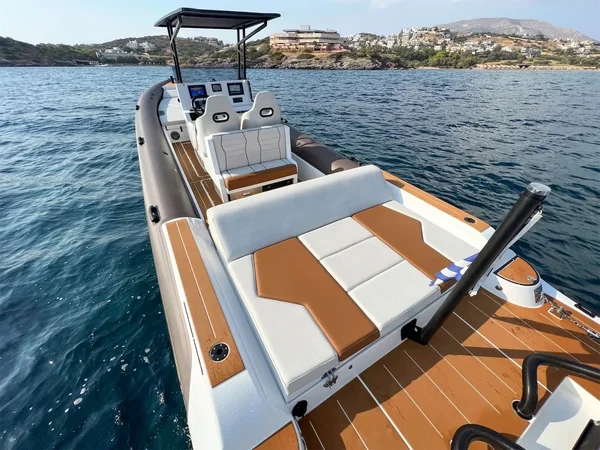 Rock marine 36 - Boatscribe.com