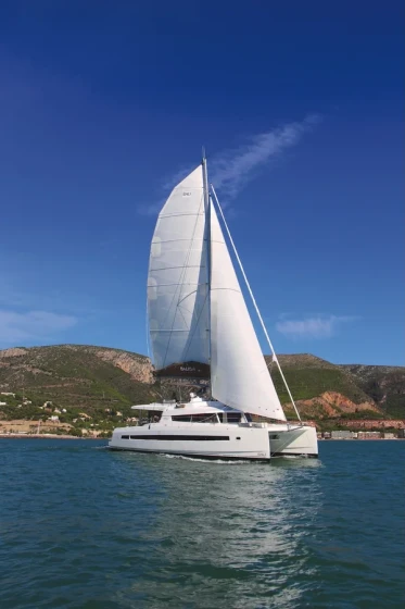 Bali 5.4 - Boatscribe.com