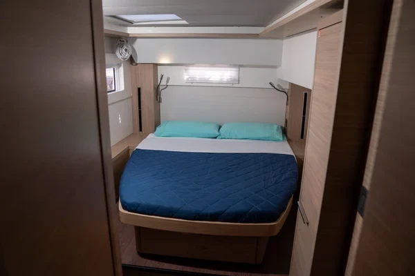 Lagoon 46 - Boatscribe.com