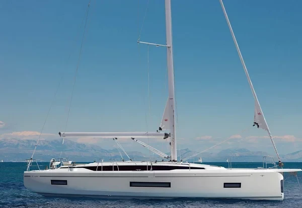 Bavaria C46 - Boatscribe.com
