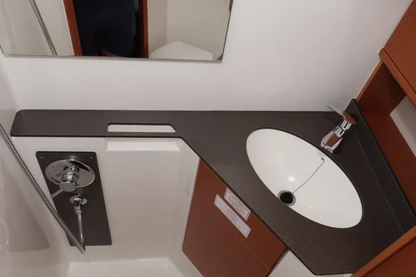 Bavaria 46 Cruiser - Boatscribe.com