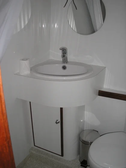 Hibo 1300 - Boatscribe.com