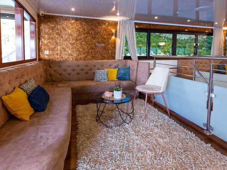 Motoryacht - Boatscribe.com