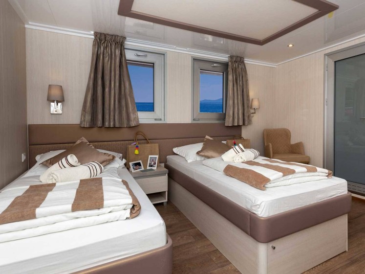 Motoryacht - Boatscribe.com