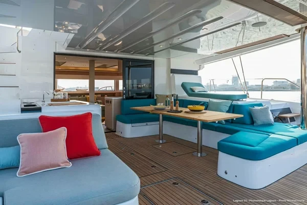 Lagoon 55 - Boatscribe.com