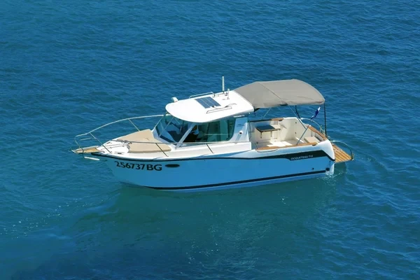 Ocqueteau Timonier 715 - Boatscribe.com