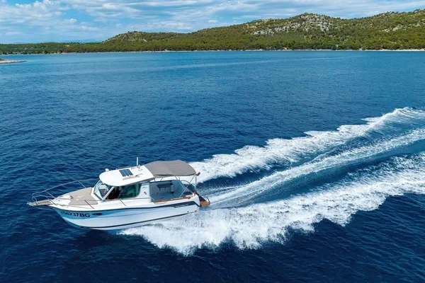 Ocqueteau Timonier 715 - Boatscribe.com