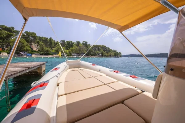 Barracuda 530 - Boatscribe.com