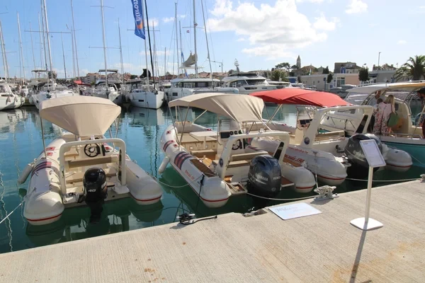 Barracuda 530 - Boatscribe.com