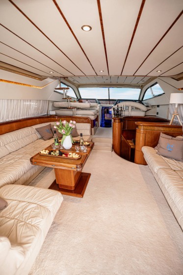 Ferretti 165 Fly - Boatscribe.com