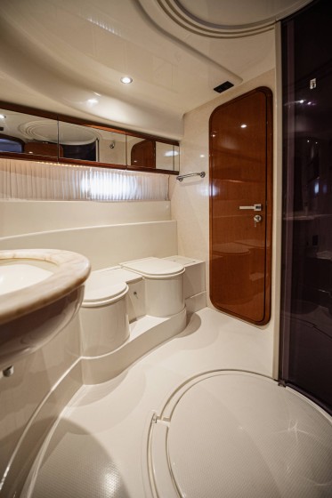 Ferretti 165 Fly - Boatscribe.com
