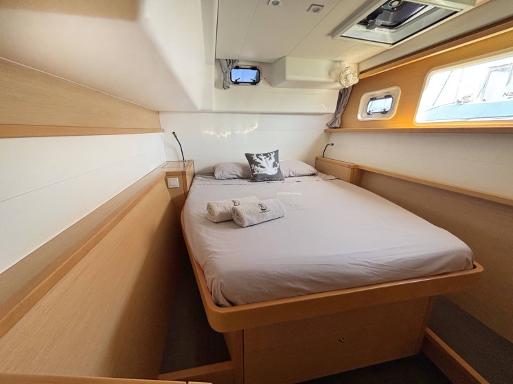 Lagoon 450 - Boatscribe.com