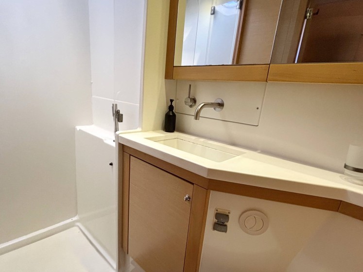 Lagoon 450 - Boatscribe.com