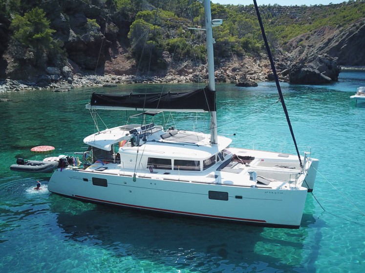Lagoon 450 - Boatscribe.com