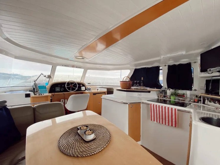 Highland 35 - Boatscribe.com