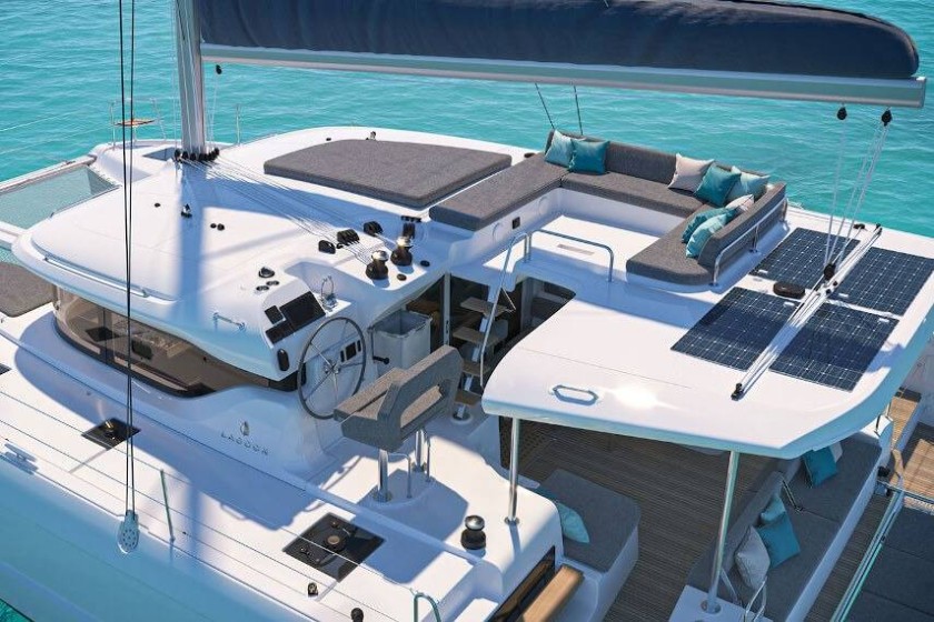 Lagoon 43 - Boatscribe.com