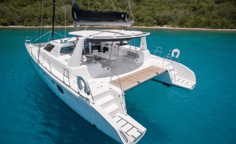 Voyage 480 - Boatscribe.com