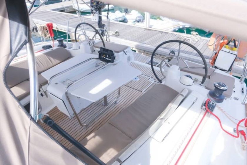 Sun Odyssey 449 - Boatscribe.com