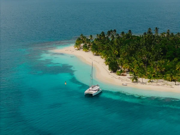 Lipari 41 - Boatscribe.com