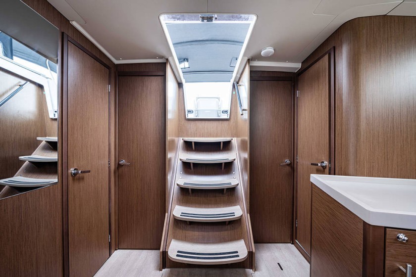 Oceanis 46.1 - Boatscribe.com