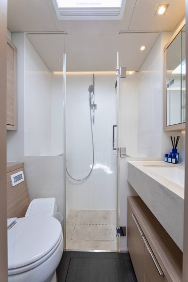 Lagoon 55 - Boatscribe.com