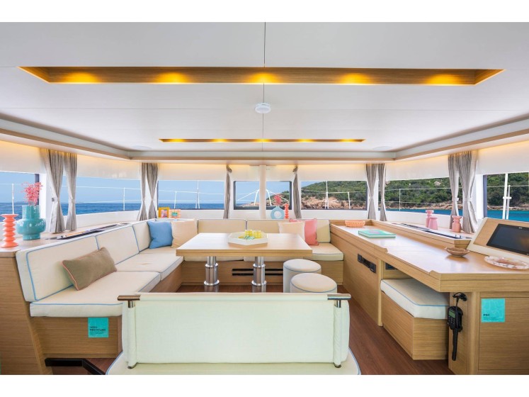 Lagoon 51 - Boatscribe.com