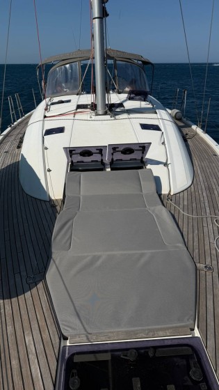 Jeanneau 54 - Boatscribe.com