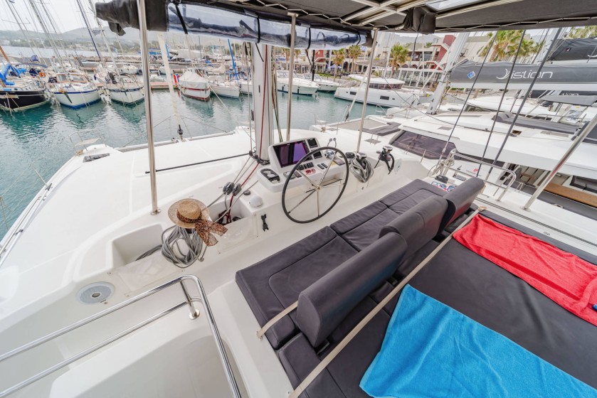 Lagoon 50 - Boatscribe.com