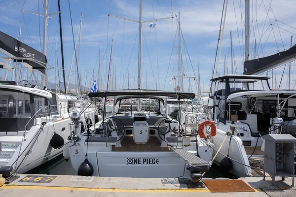 Oceanis 51.1 - Boatscribe.com