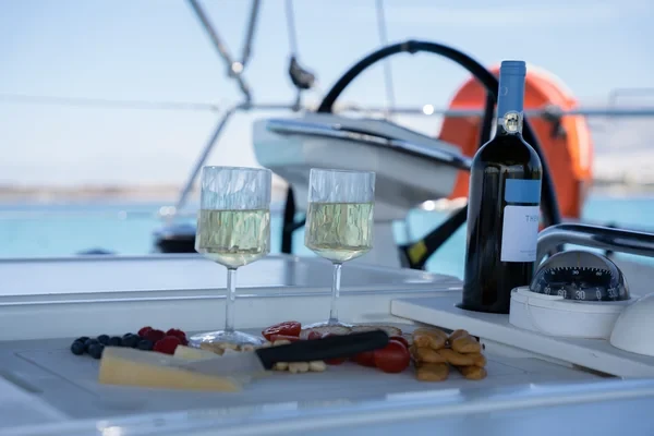 Oceanis 51.1 - Boatscribe.com